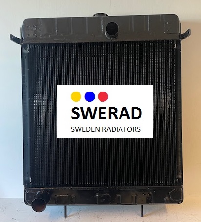 En svart "Kylare Perkins generator" radiator med en vit etikett som visar färgglada prickar och texten "SWERAD SWEDEN RADIATORS.